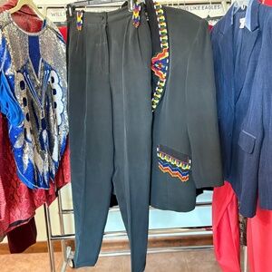 Two piece set size 10 vintage EREZ 100% silk with 100% real leather patching